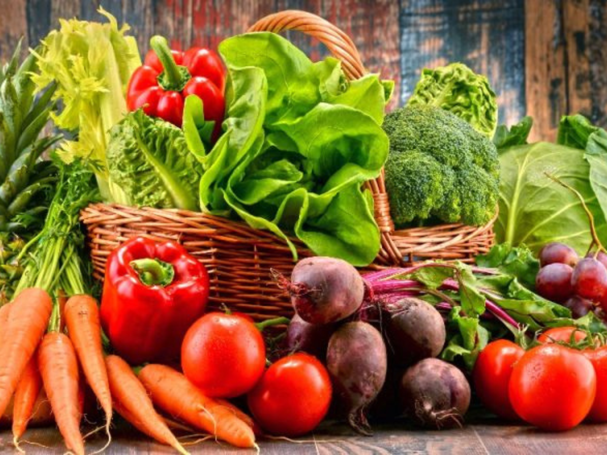 Fresh Fruits: Delivering Nature’s Best to International Markets